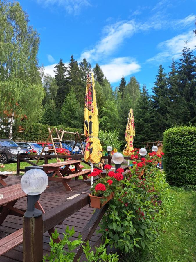 Hotel U Bernardyna Harrachov Esterno foto