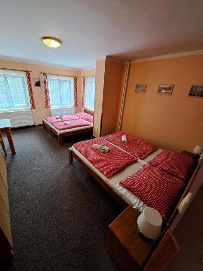 Hotel U Bernardyna Harrachov Esterno foto
